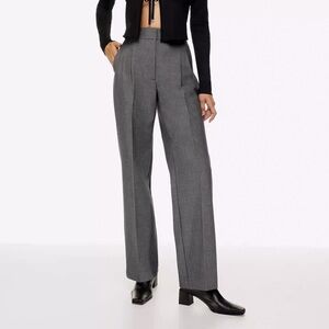 ARITZIA Effortless Pants in Grey